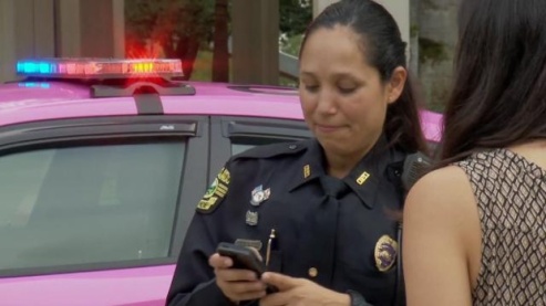 Orlando-Police-Officer-Fights-Crime-and-Breast-Cancer